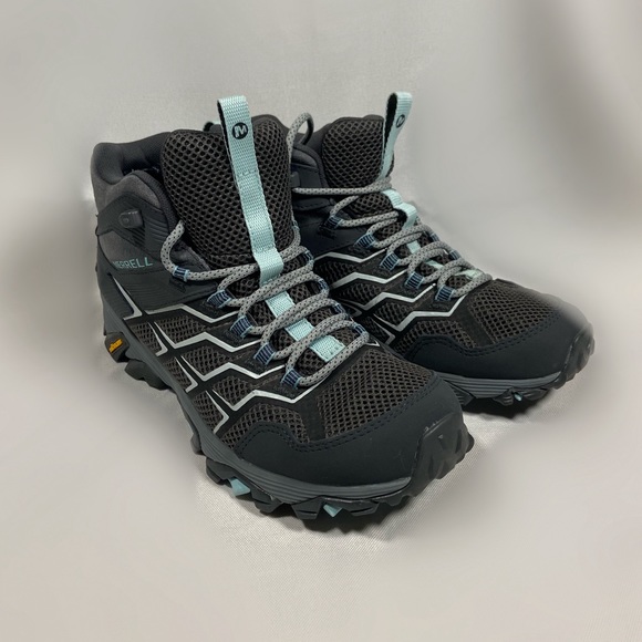 Merrell GORTEX Hiking Boots- Worn Once - Picture 2 of 5